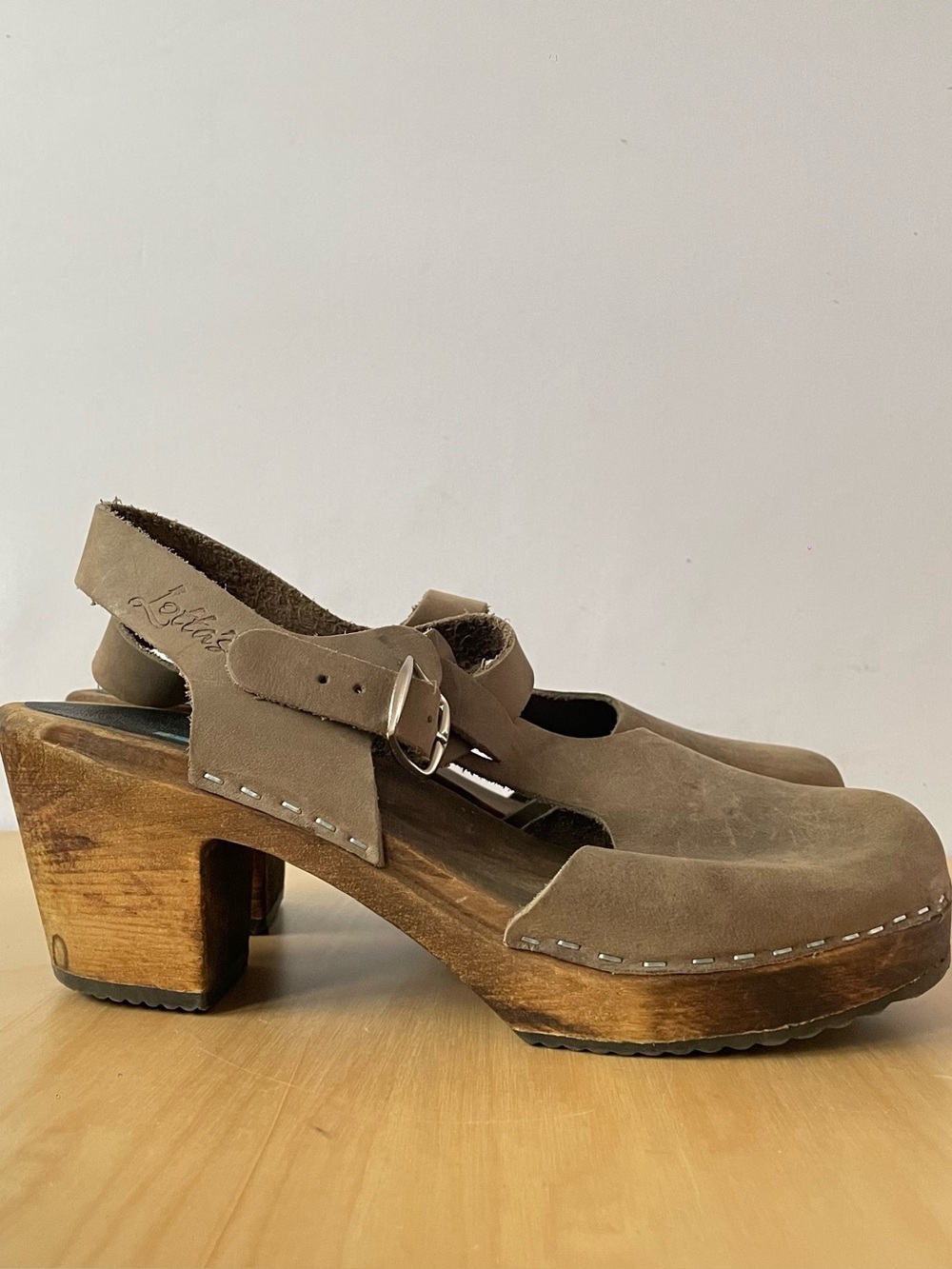 Lotta from Stockholm Highwood T-Bar Swedish Clogs | EU 39